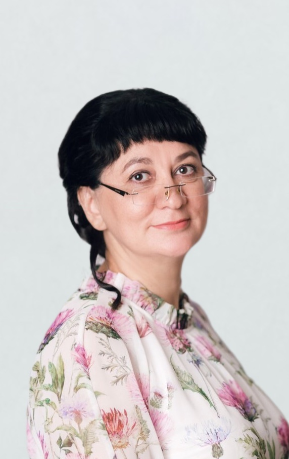 Молгачева Светлана Валериановна.